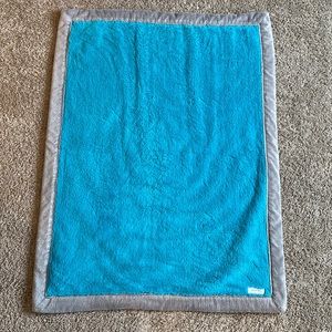 Saranoni lush receiving blanket